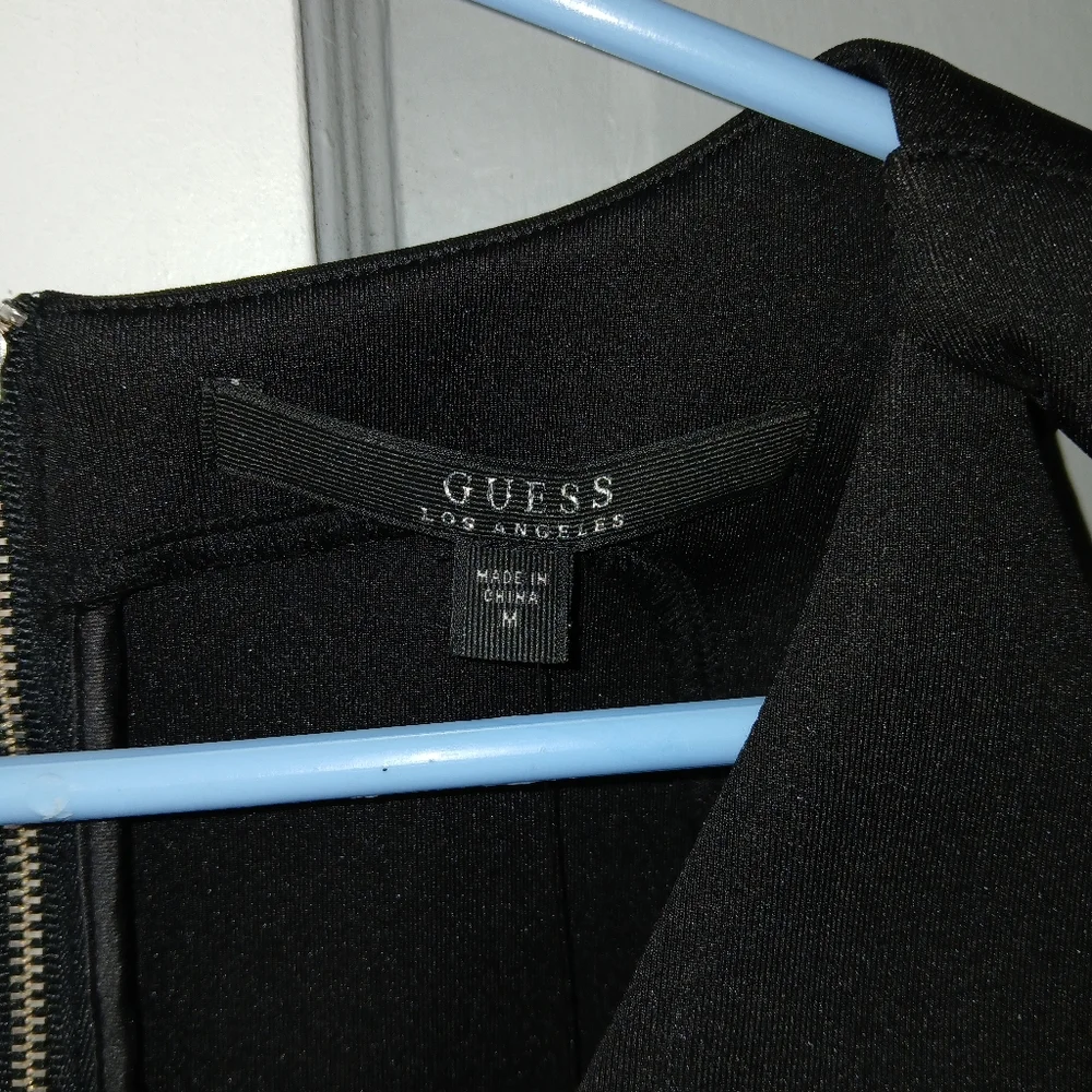 NWT GUESS Scuba Cutout Crop Top M NWT - Picture 13 of 15